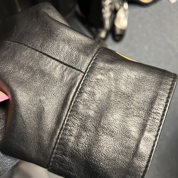 💜Mens M and R Black Leather Jacket S/M - Picture 4 of 5
